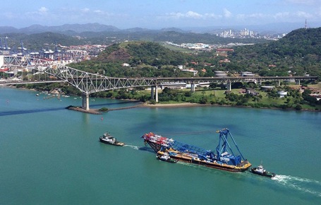 The I Lift NY super crane began its transit of the Panama Canal today and is continuing its 6,000-mile journey to the site of the New NY Bridge project.
