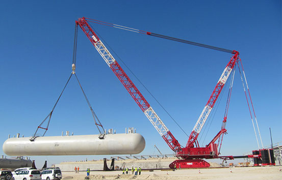 What is a crawler crane?