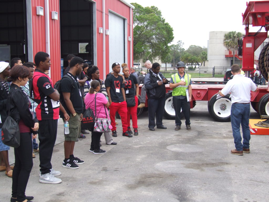 Lift & Move USA to Teach Baton Rouge Students About Cranes ⋆ Crane