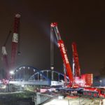 Riga Mainz in three-crane bridge lift